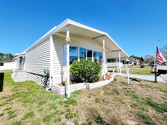 3rd image of 2202 Greymont Dr
