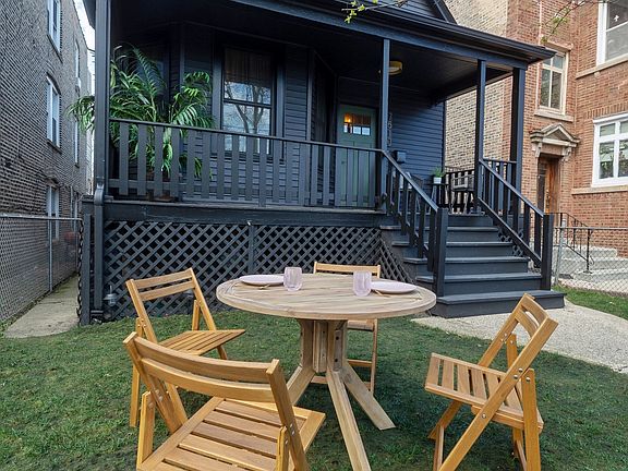 2nd image of 7510 N Wolcott Ave #1