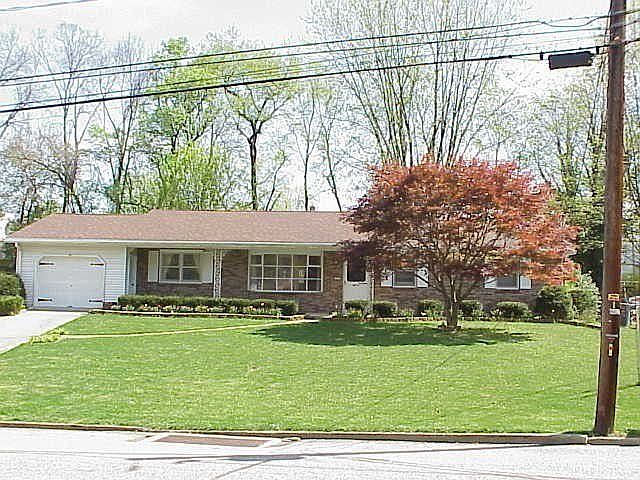 2nd image of 1201 Mallard Rd