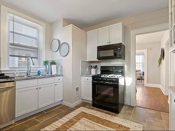 5th image of 4328 Brownway Ave #2