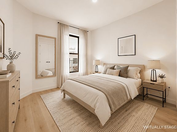 4th image of 146 Nelson St APT 3