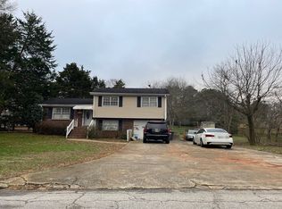 3160 Delhi Dr, Powder Springs, GA 30127