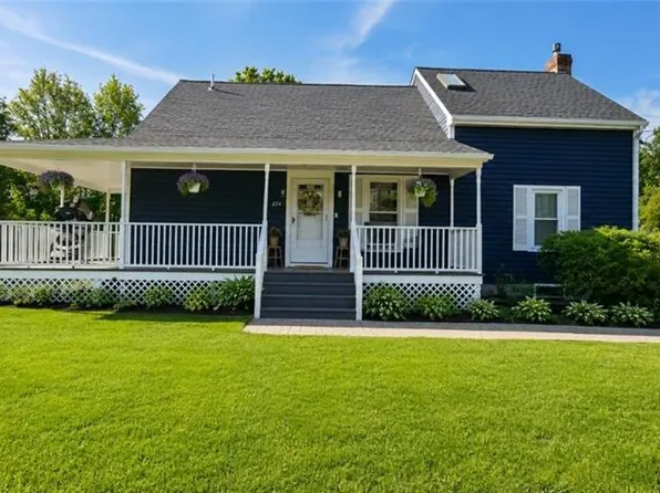 424 Buxton St, North Smithfield, RI 02896