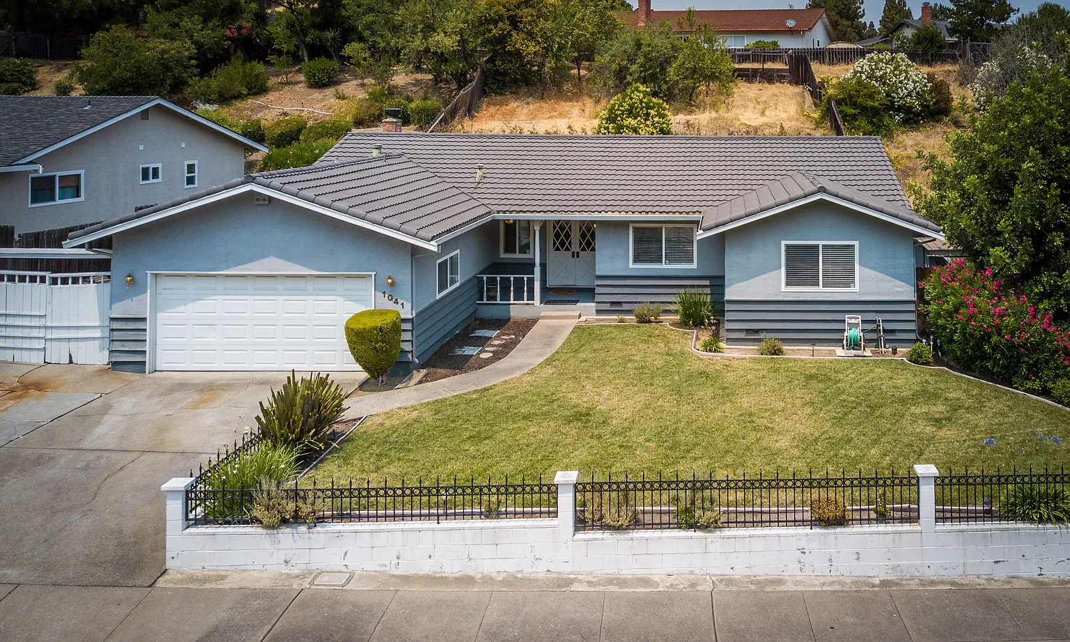 1041 Morello Ave photo 1