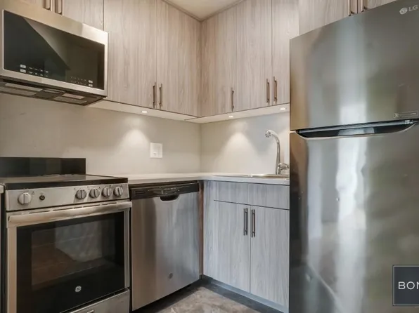230 East 30th Street 6D image 3 of 8