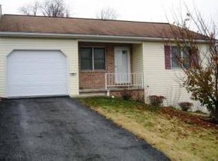 66 May Dr, Dillsburg, PA 17019