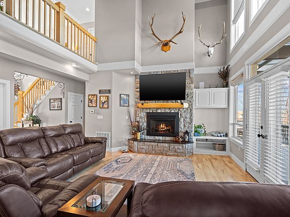 5th image of 1741 SW 18th St