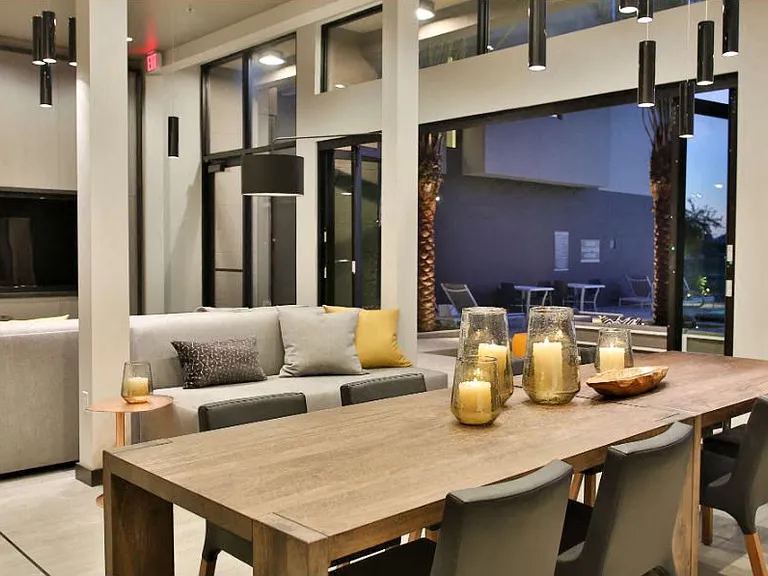 Dusk Scottsdale Apartments — Photo 8