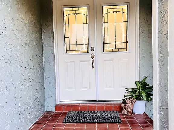 2nd image of 8586 Larwin Ln