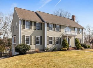 10 Windham Ln, Beverly, MA 01915