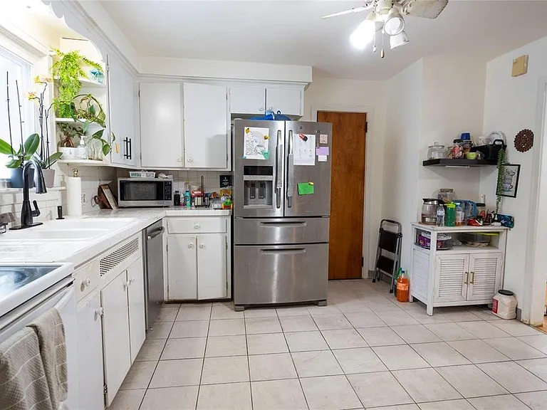 3613 Vestal Rd — Photo 5