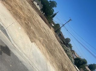 208 N Lewis St, Lake Elsinore, CA 92530