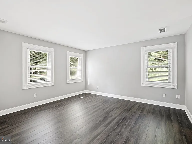 1518 Gingerwood Ct — Photo 21
