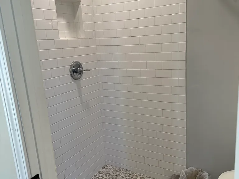 308 E Quincy Ave — Photo 10