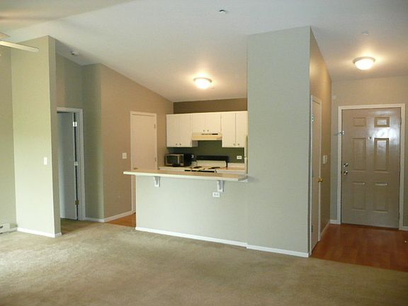 3rd image of 1384 Cunat Ct APT 2C