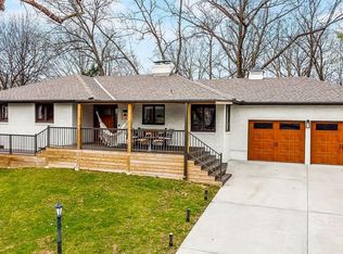 616 NW North Shore Dr, Kansas City, MO 64151