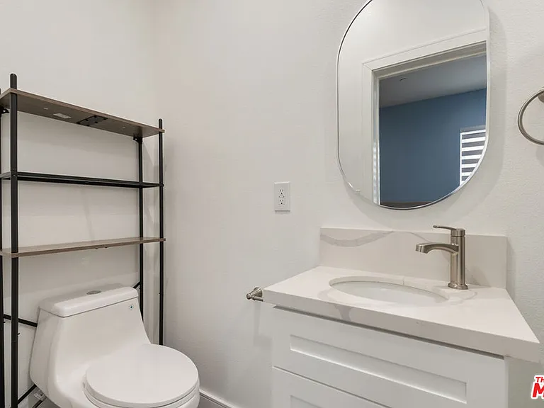 1341 N Mariposa Ave — Photo 27