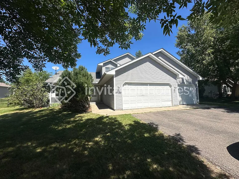 10128 45th Pl NE