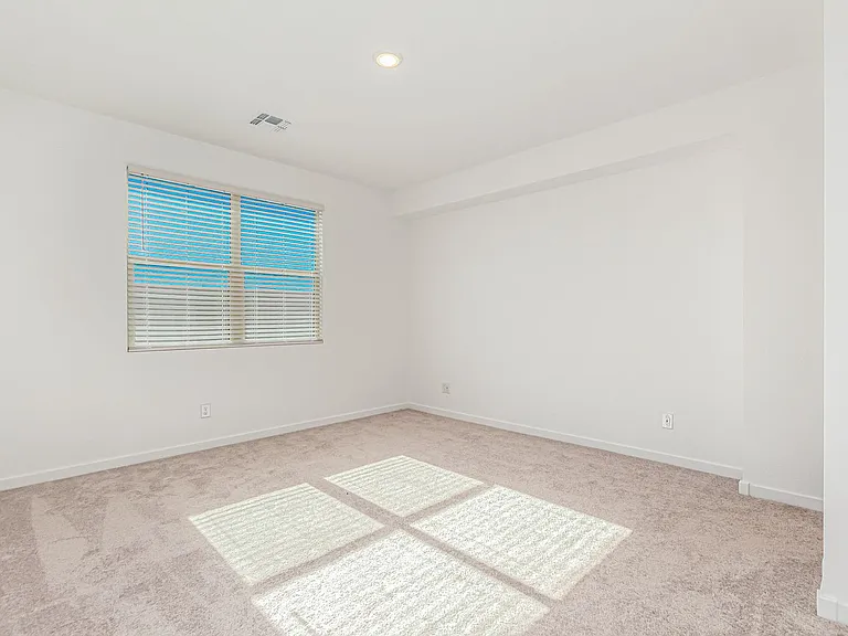 8821 W Agora Ln — Photo 14