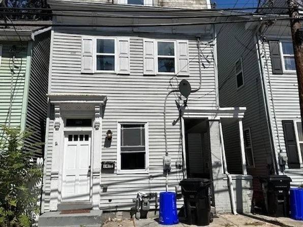 1412 Zarker St, Harrisburg, PA 17104