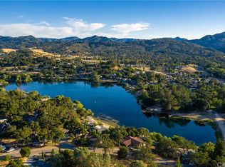 9065 Lake View Dr, Atascadero, CA 93422