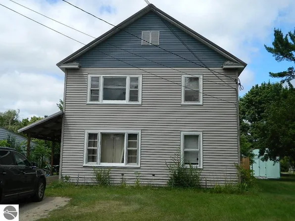 1504 W Lyons St, Mount Pleasant, MI 48858