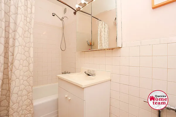 Sold by Keller Williams Realty Landmark II | media 18