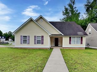 302 Prescott Ct #106, Newnan, GA 30265