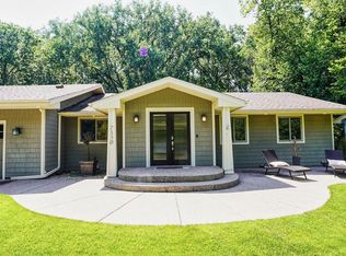 7130 Valley View Rd, Edina, MN 55439