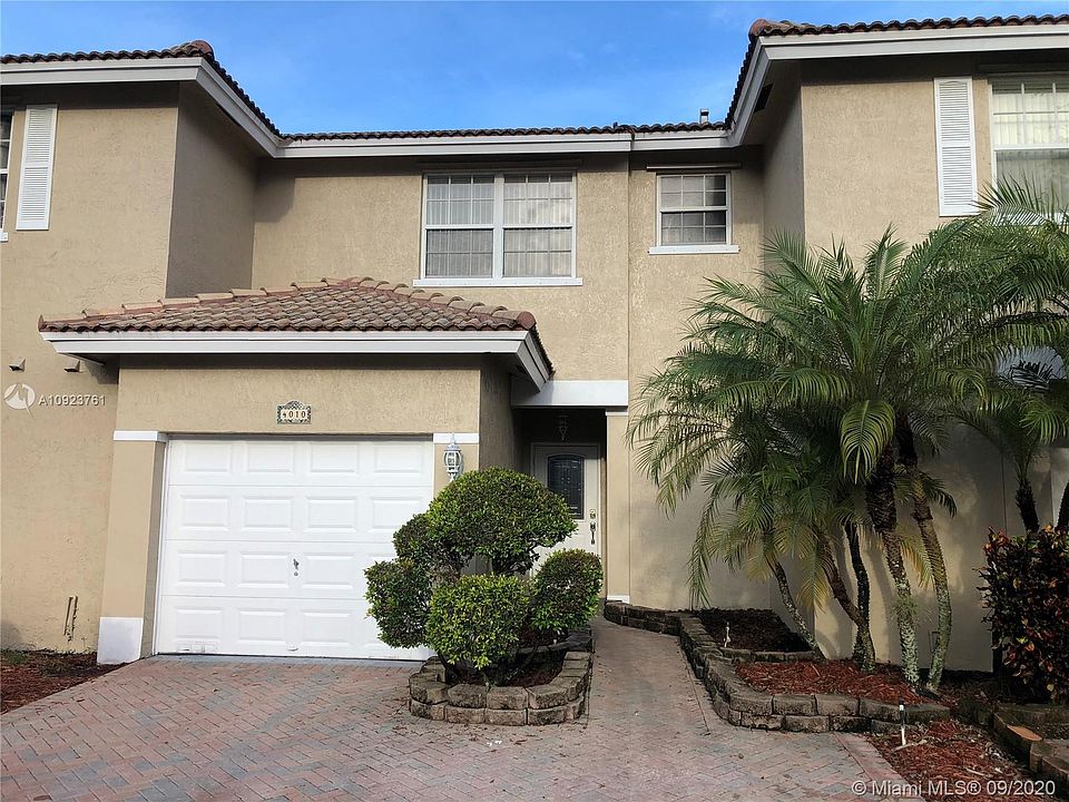 1st image of 4010 NW 91st Ter Unit 4010