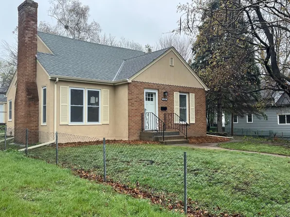 2920 Drew Ave N, Robbinsdale, MN 55422
