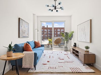 379 Ocean Pkwy APT 6C, Brooklyn, NY, 11218