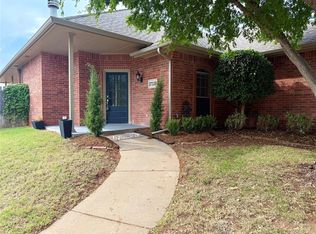 17119 Apple Tree Dr, Edmond, OK 73012