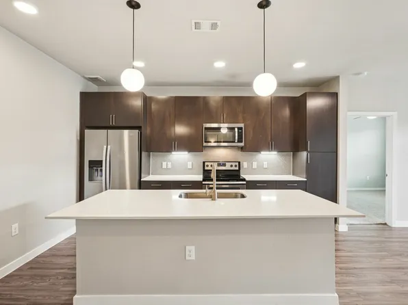 Tradehouse at Bulverde Marketplace