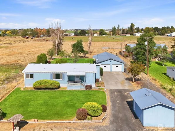 9664 NE Maple Drive, Moses Lake, WA 98837