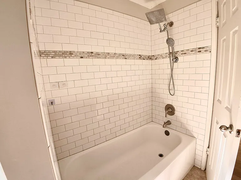 10946 Danbury St — Photo 8