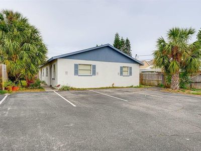 948 Florida Ave APT A, Palm Harbor, FL, 34683