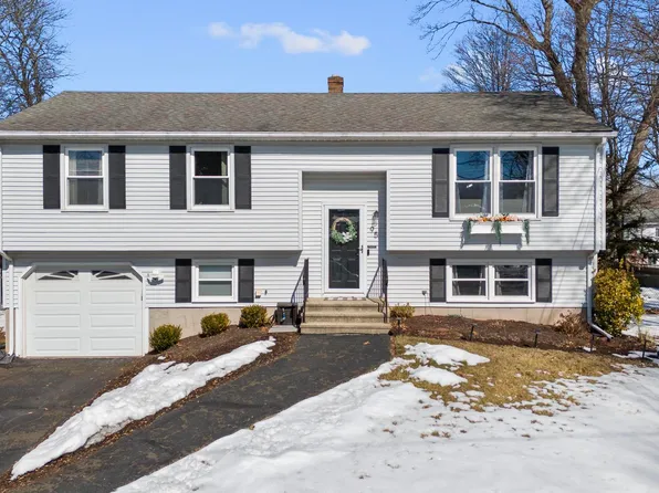 95 Tanglewood Drive, Hamden, CT 06518