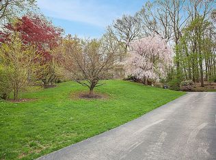 12 Winding Way, Wayne, PA 19087