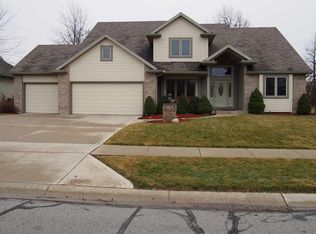 7322 Hawksnest Trl, Fort Wayne, IN