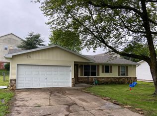 2224 E Livingston St, Springfield, MO 65803