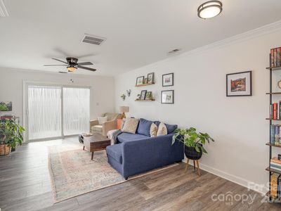 1344 Green Oaks Ln APT H, Charlotte, NC, 28205