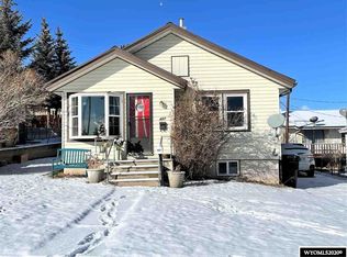 407 Pearl St, Kemmerer, WY 83101