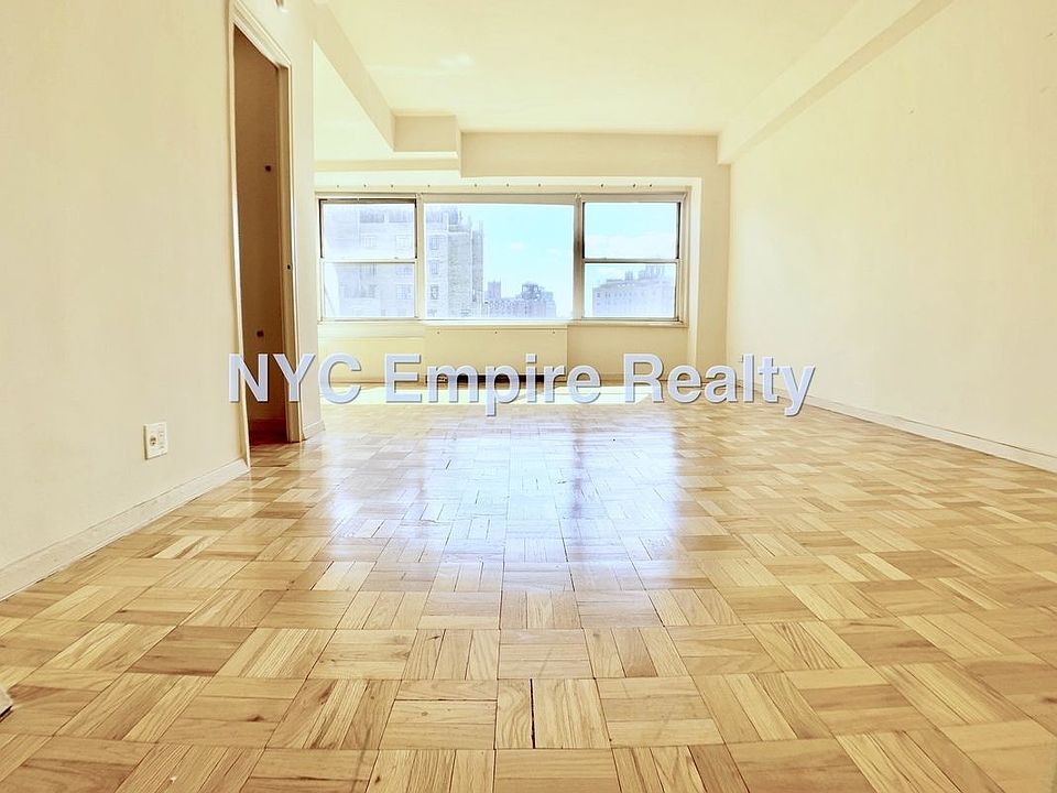 1st image of 23 Greenwich Ave #12C