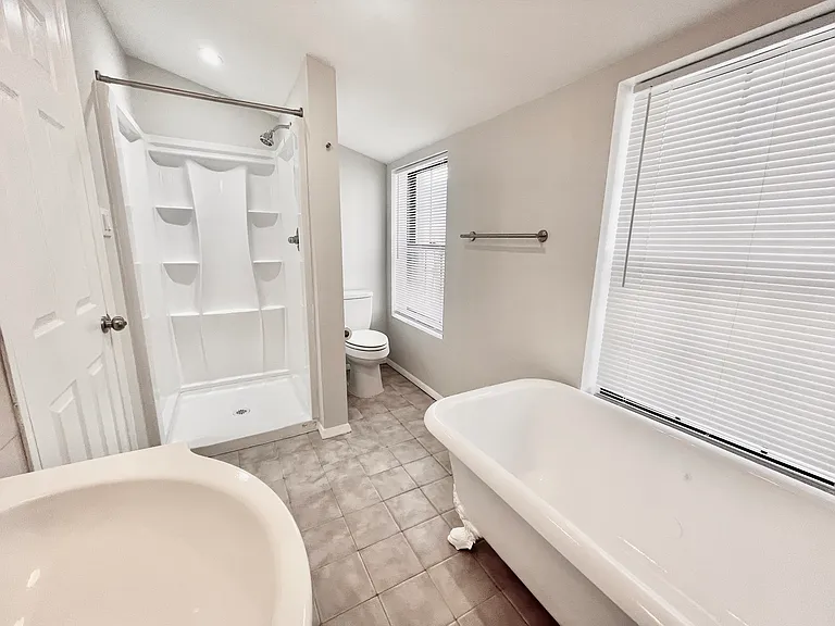 1005 Frankford Ave #2 — Photo 19