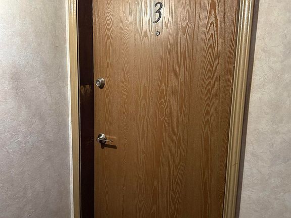 4th image of 1600 Washington Dr APT 3