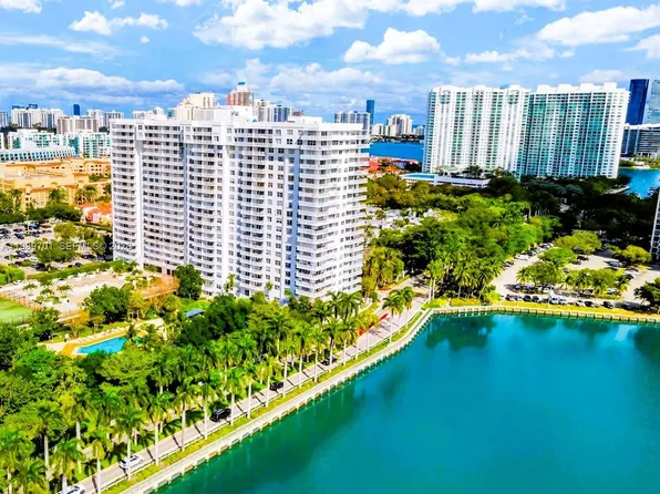 2851 NE 183rd St, Aventura, FL