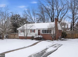 3908 Longstreet Ct, Annandale, VA 22003