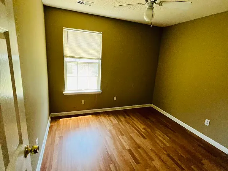 1617 Vinebrook Ter NW — Photo 12