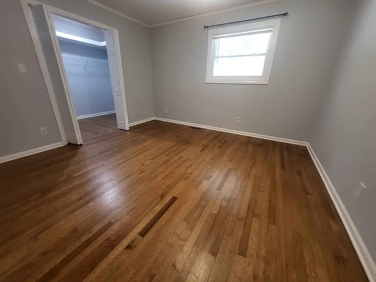 825 Jonathan Ln — Photo 29